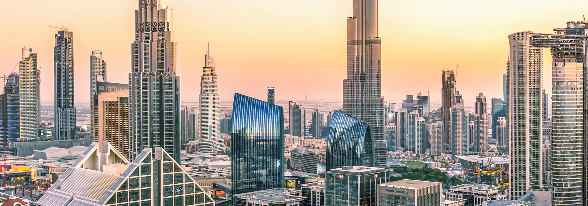 Panoramic city skyline with iconic skyscrapers at Servcorp, Dubai, Boulevard Plaza.