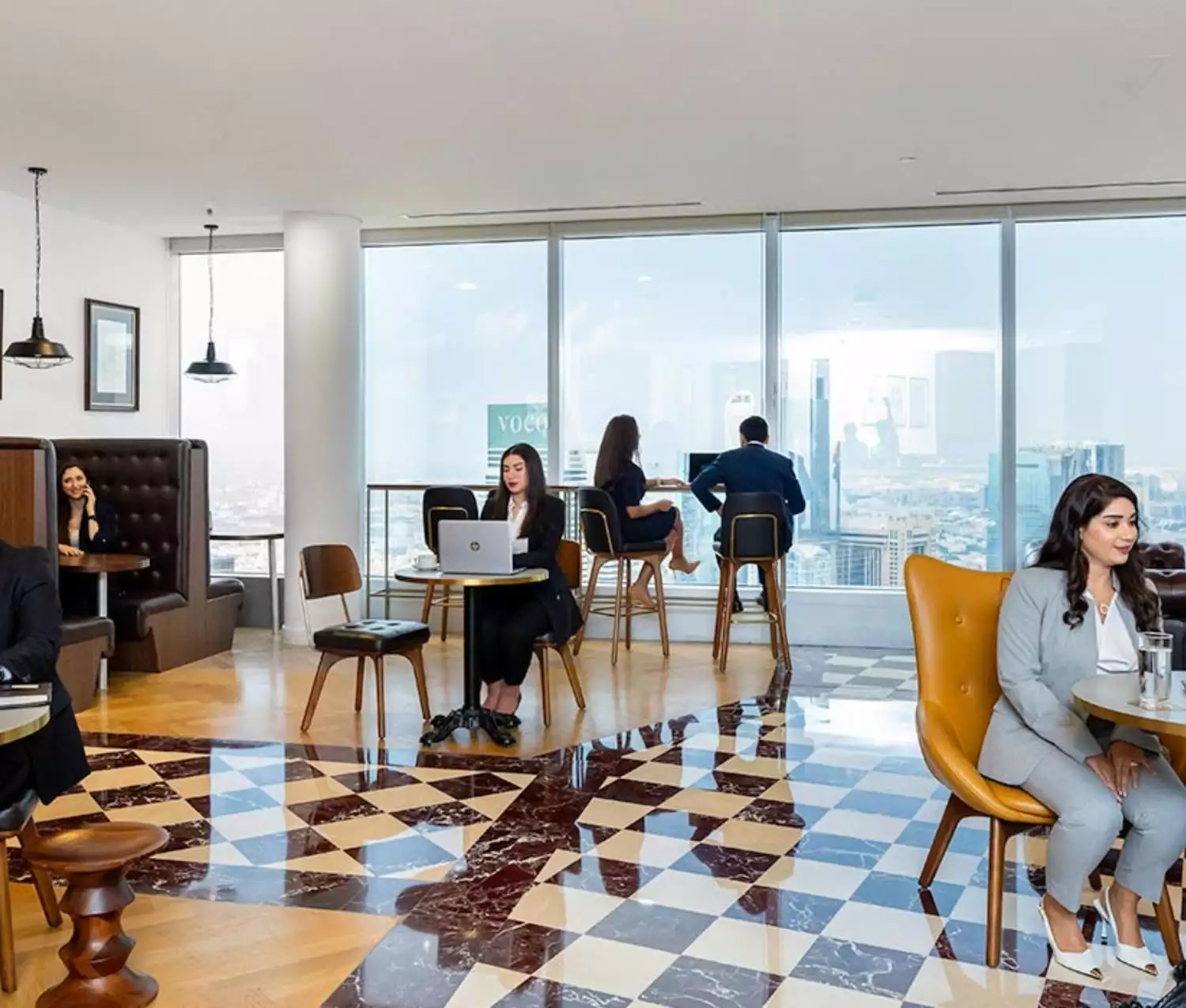 /media/43628/uae_main_slide_side_hustle_mo_20260616_nm.jpg